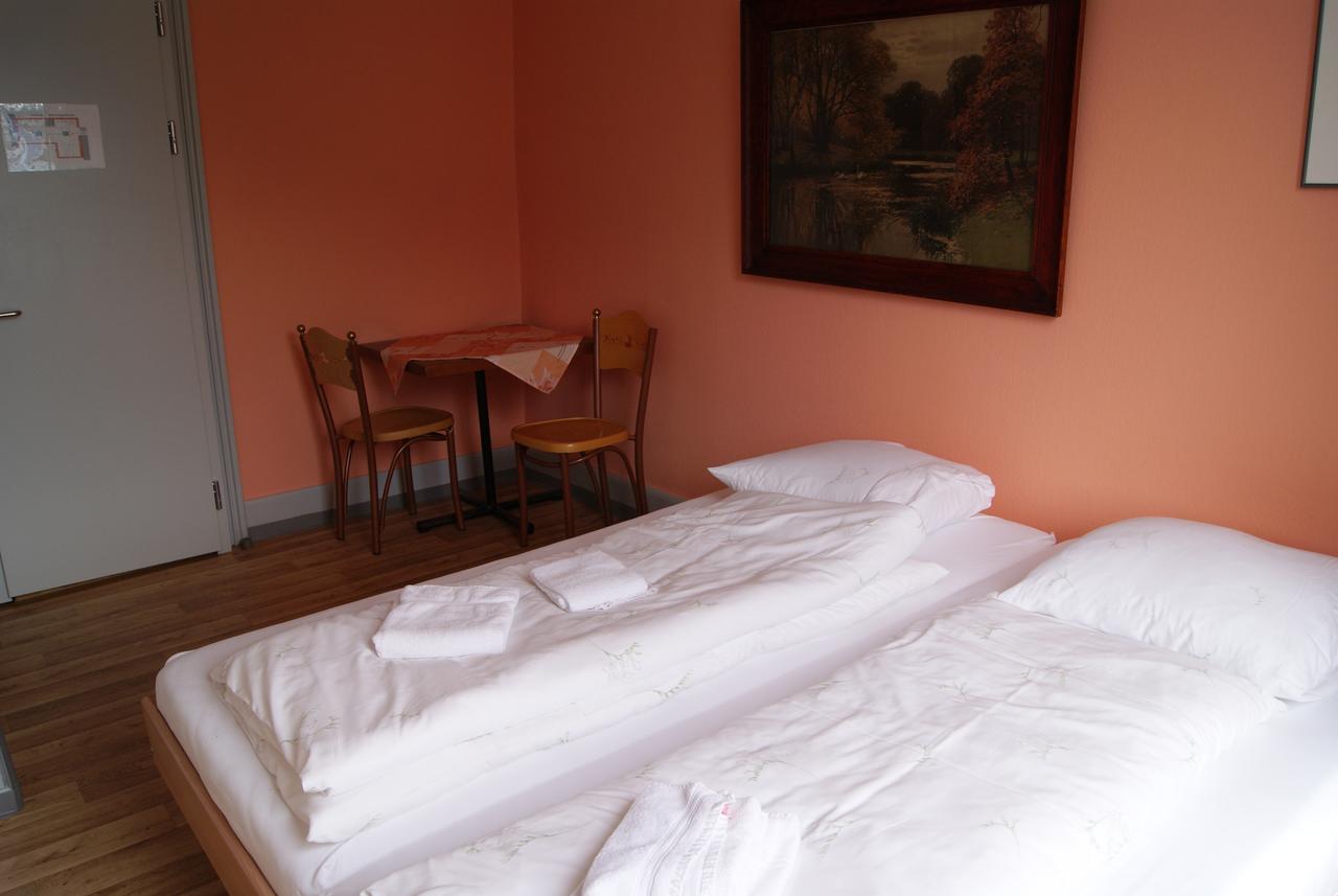 Hotel Schlosspintli Spiez Eksteriør bilde